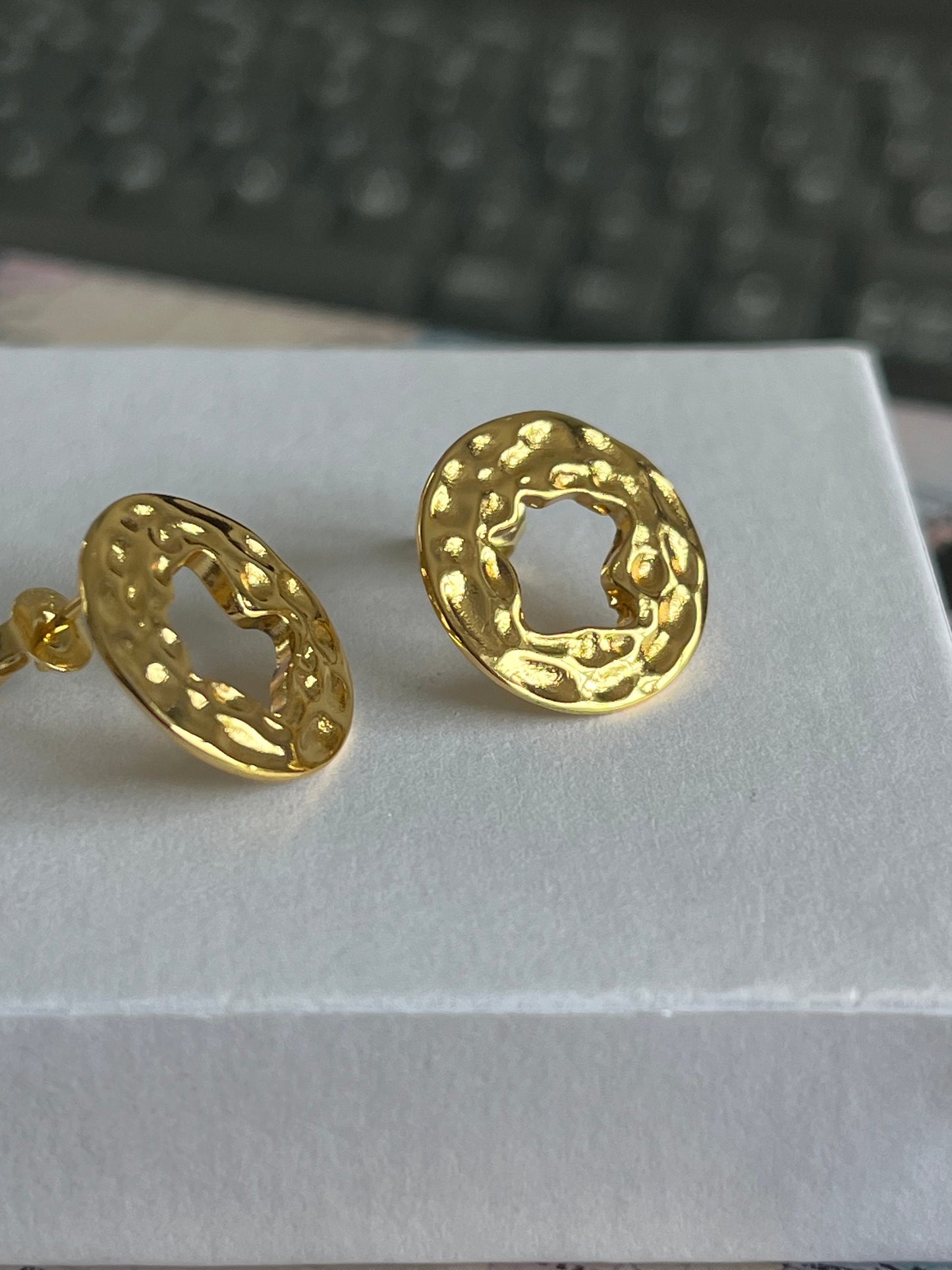 Hammered Gold Stud Earrings, Hammered Disc Hoop Earrings for Women UK seller