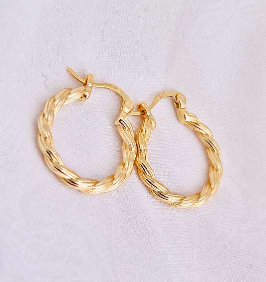 Circle Twisted Hoop Earring for her/ Gold Plated / shop based UK - Free Shipping