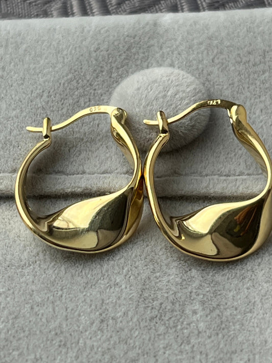 Twisted Gold Hoop Earrings, Gold Plated Medium Hoops, Classy Earrings for Women UK Seller - Free Shipping